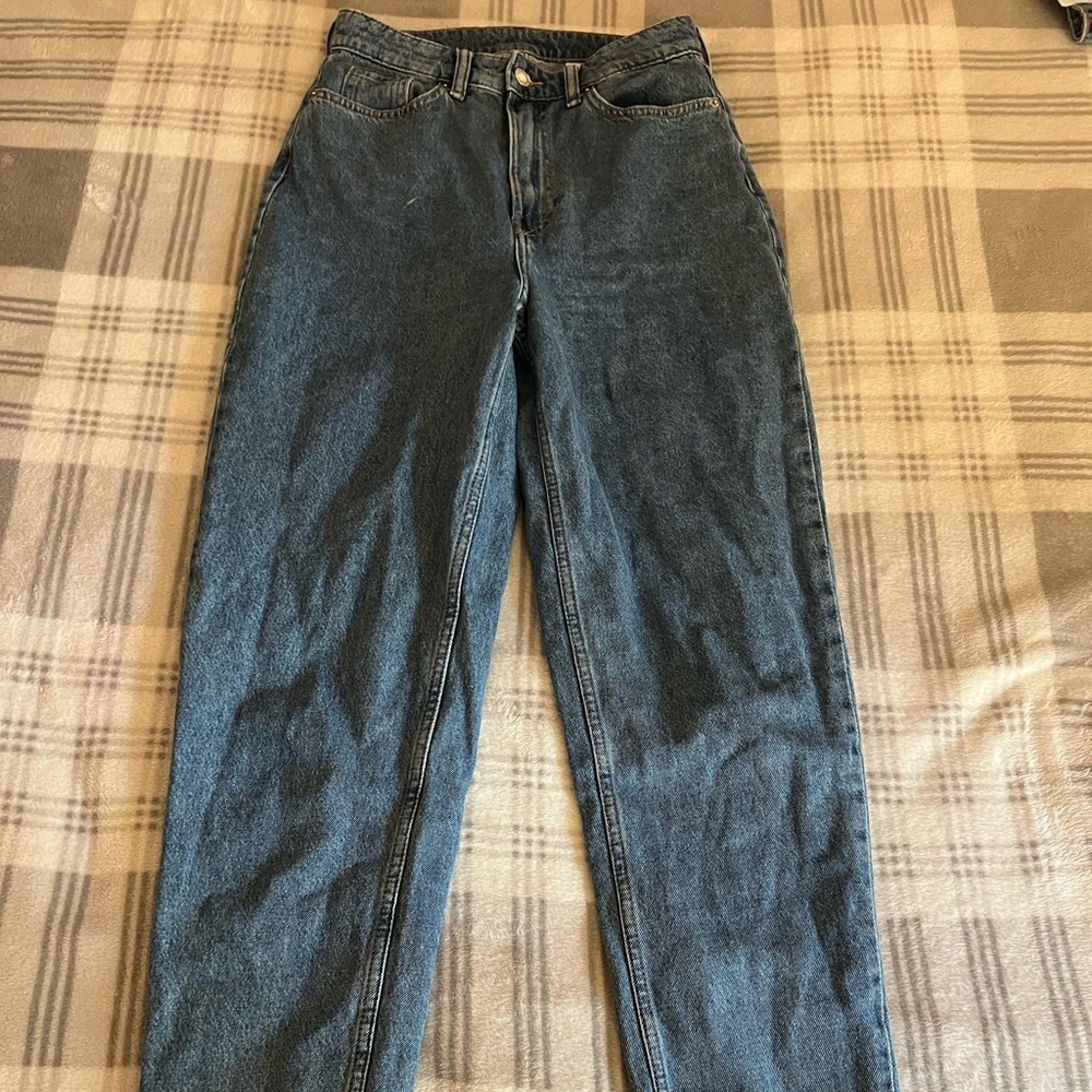 high rise mom jean